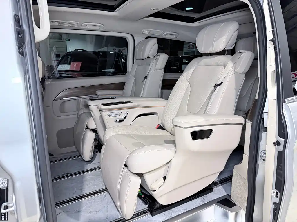 Mercedes-Benz V-Class — миниатюра 5