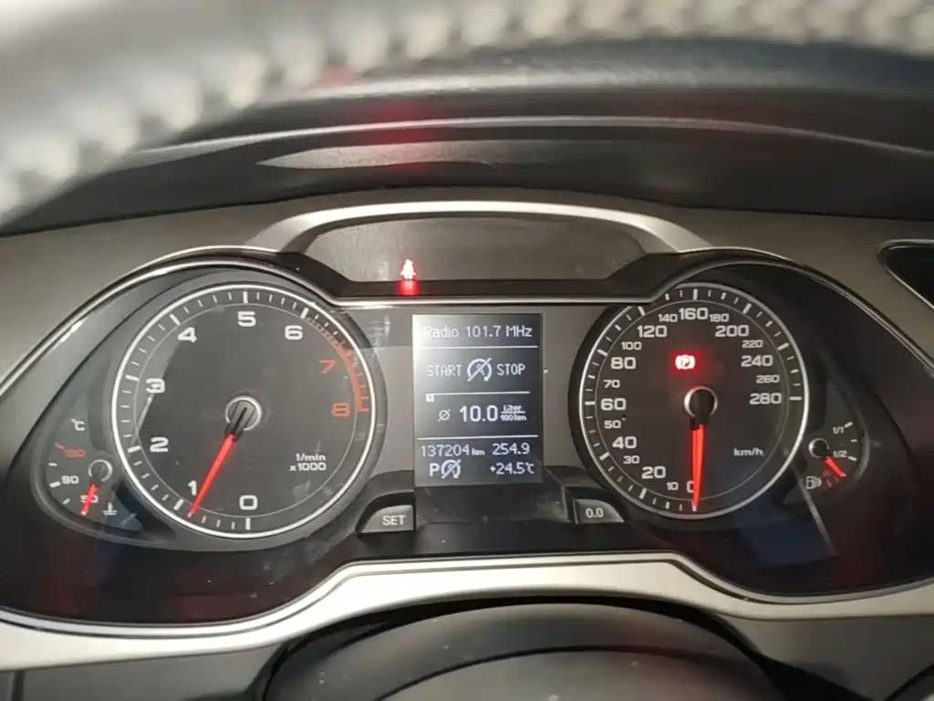 Audi A4L — миниатюра 12