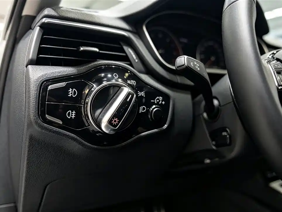 Audi Q5 — миниатюра 13