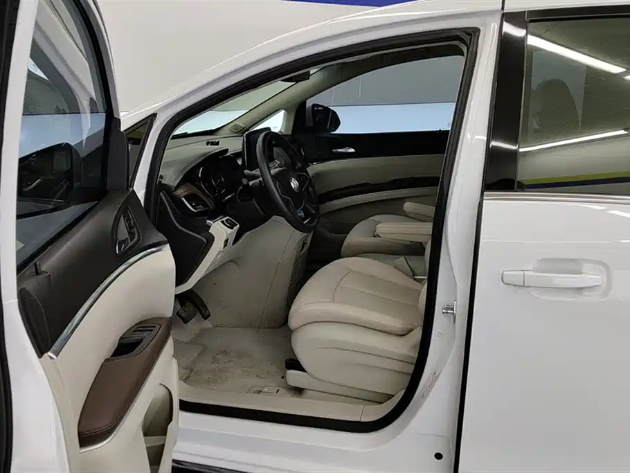 Buick GL8 2023 Comfort