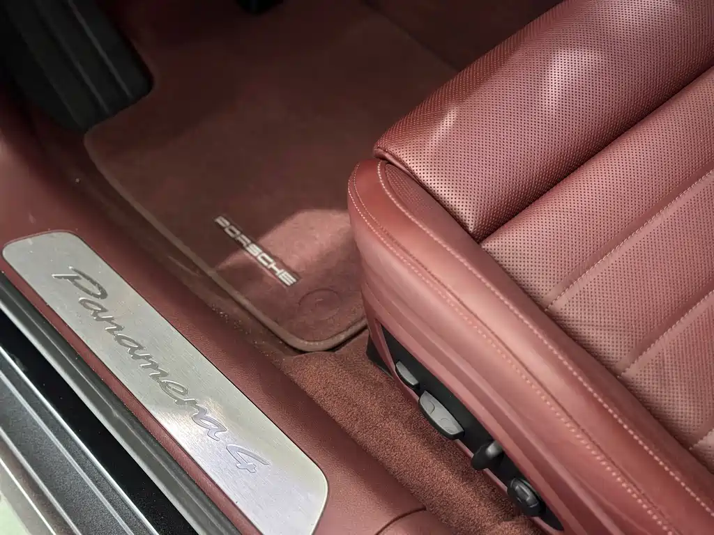 Porsche Panamera — миниатюра 13