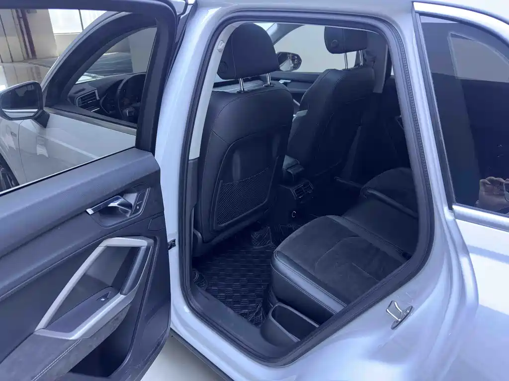 Audi Q3 2021 35 TFSI