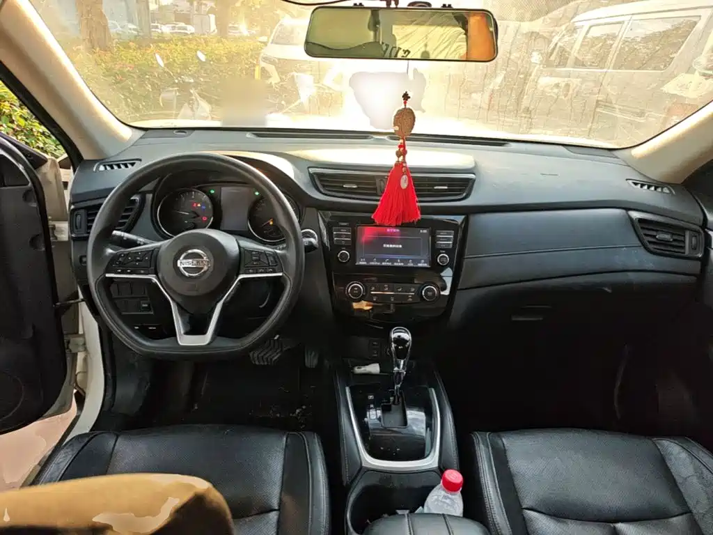 Nissan X-Trail — миниатюра 10