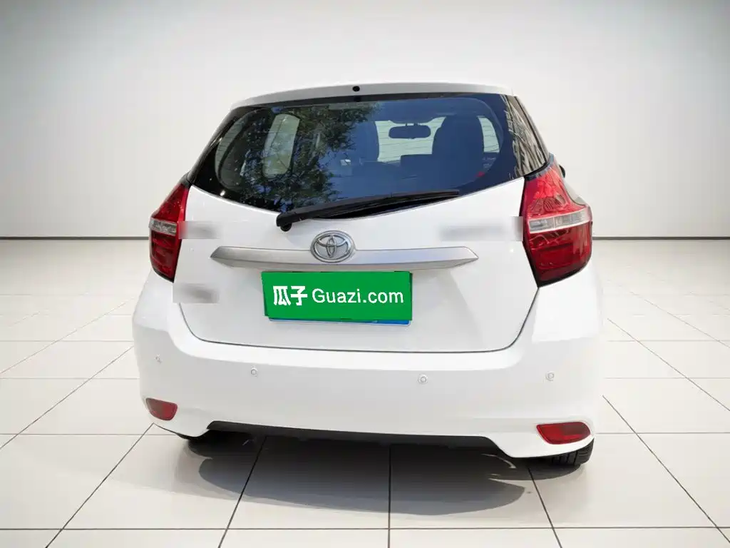 Toyota Yaris L — миниатюра 3