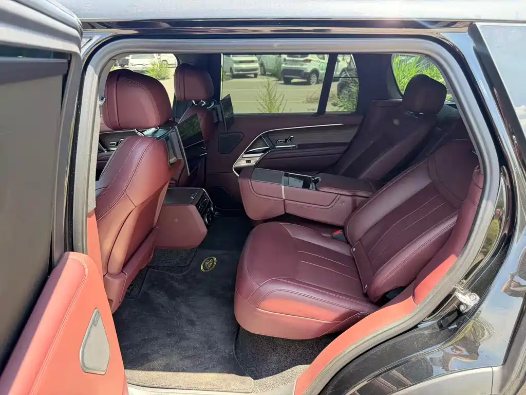 Land Rover Range Rover 2025 3.0 L6 400PS Long Wheelbase