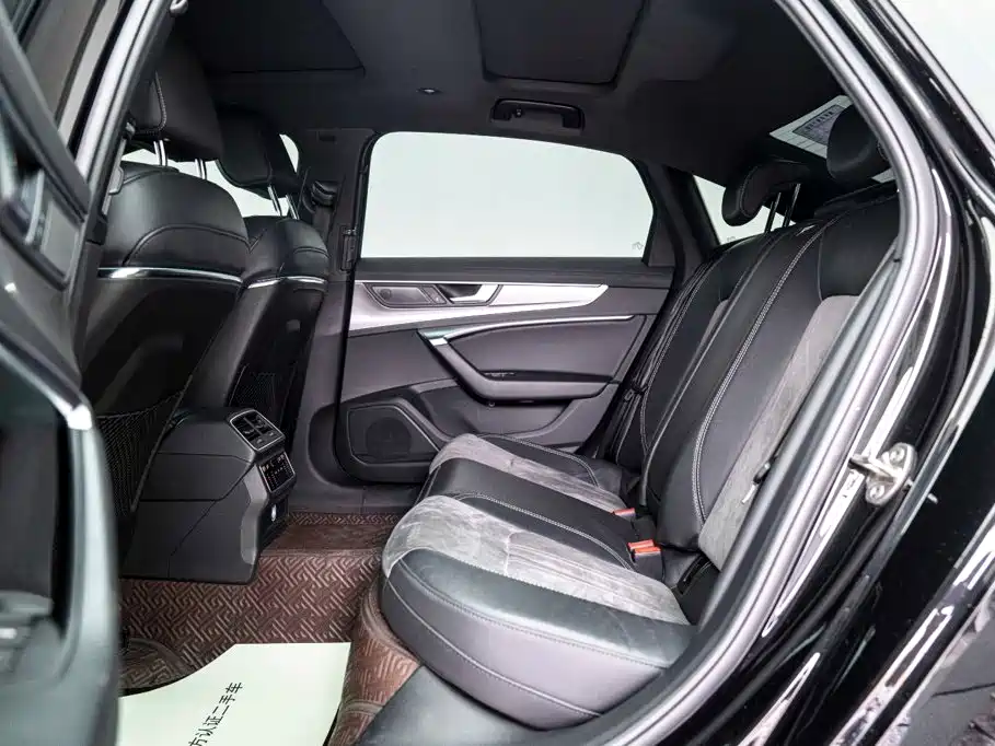 Audi A6L — миниатюра 5
