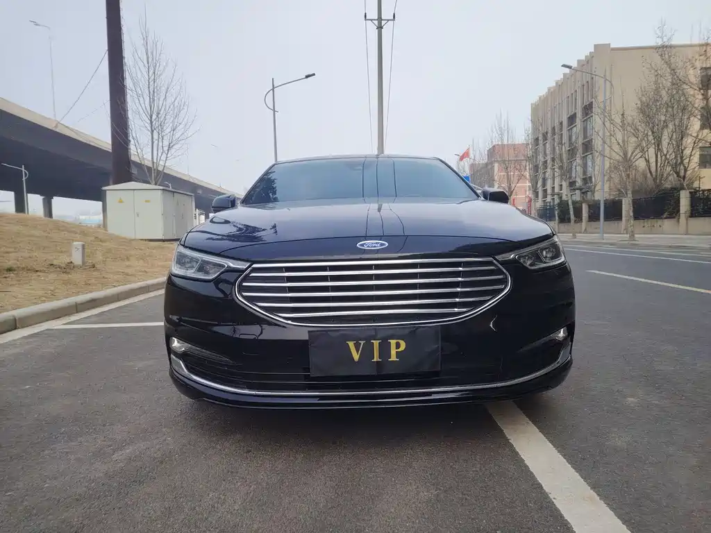 Ford Taurus 2019 EcoBoost 245 Premium