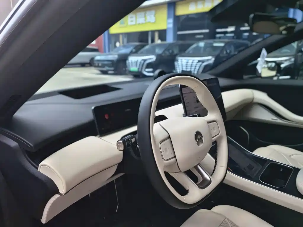 NIO ET5T — миниатюра 9
