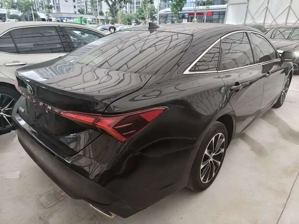 Toyota Avalon — миниатюра 4