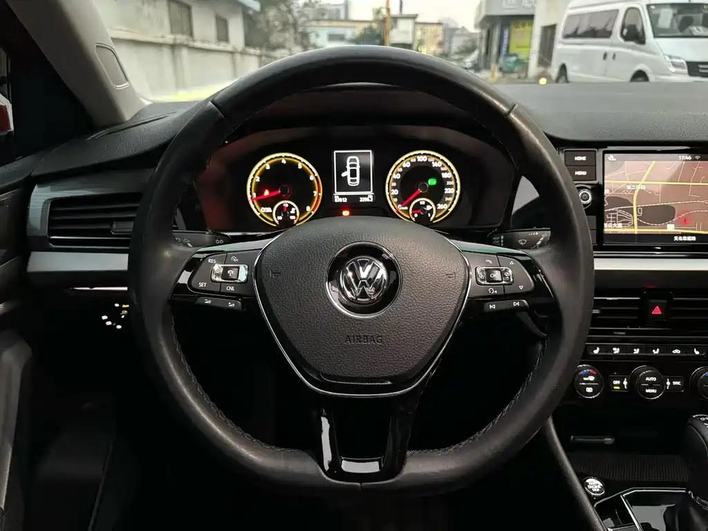 Volkswagen Lavida — миниатюра 7