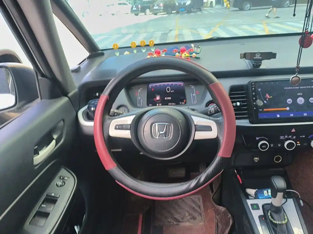 Honda Fit — миниатюра 6