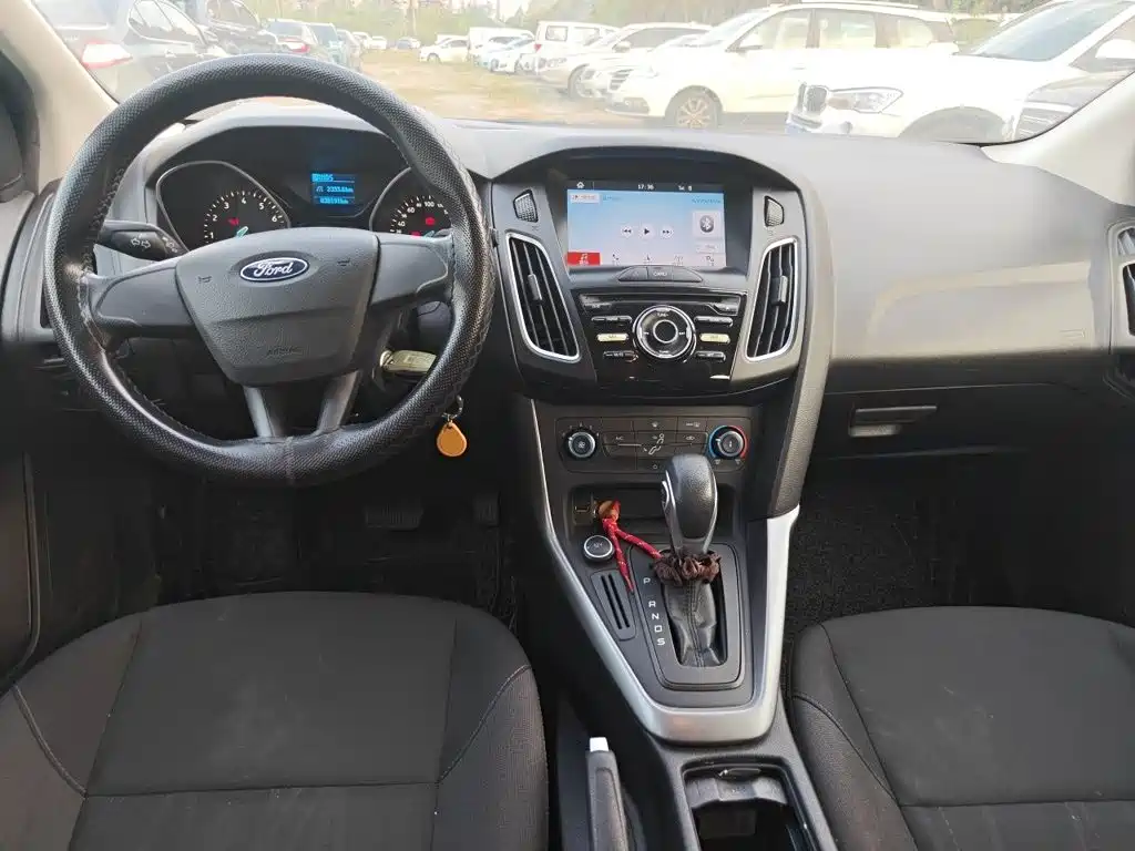 Ford Focus — миниатюра 5
