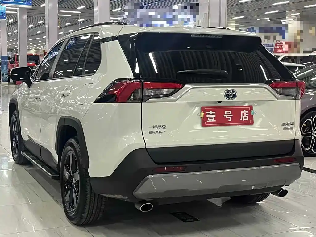 TOYOTA RAV4 RONGFANG