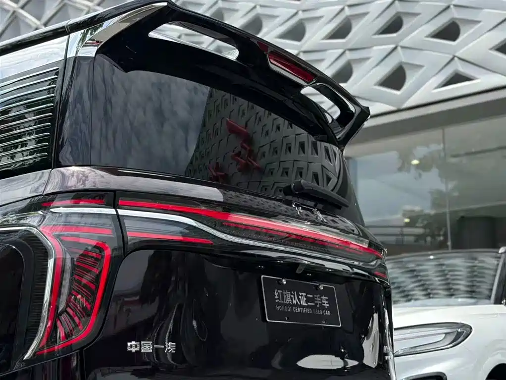 Hongqi HQ9 PHEV 2024 2.0T Luxury