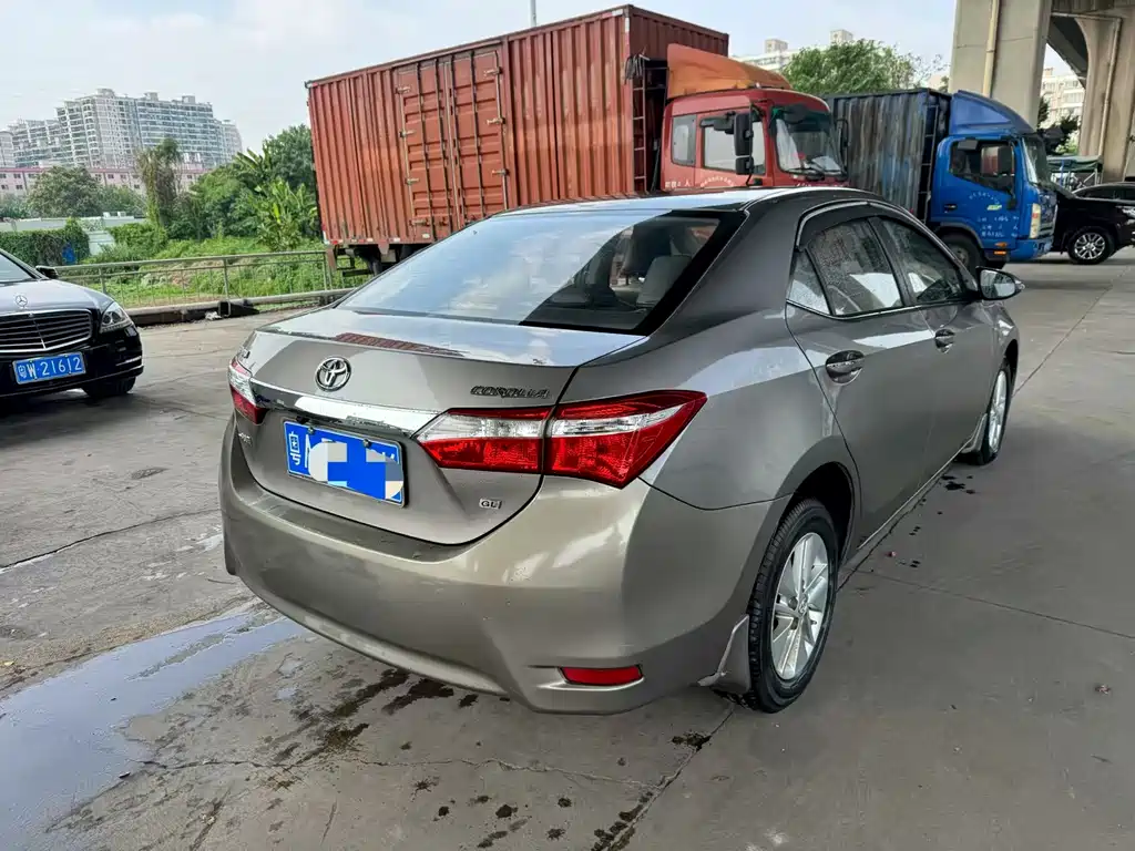 Toyota Corolla — миниатюра 4