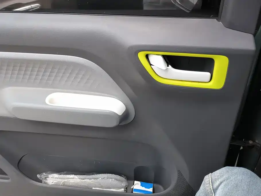 Wuling MINIEV — миниатюра 7
