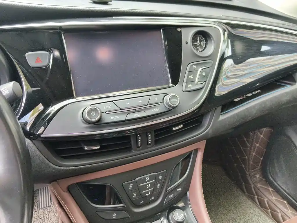Buick Envision Plus — миниатюра 14