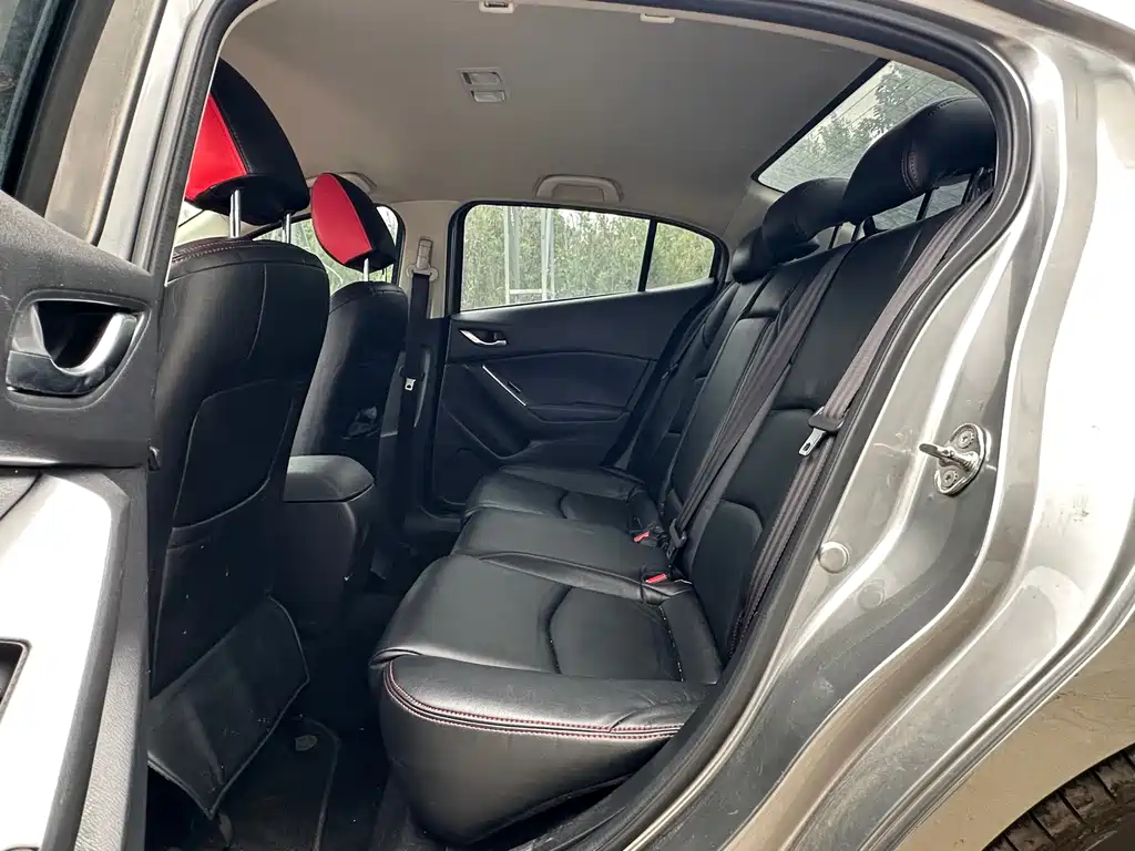 Mazda 3 Axela — миниатюра 6
