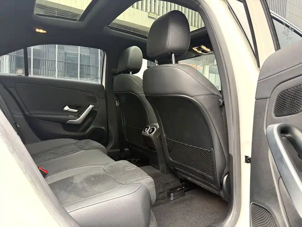 Mercedes-Benz A-Class A 2020 A 200 L Sport