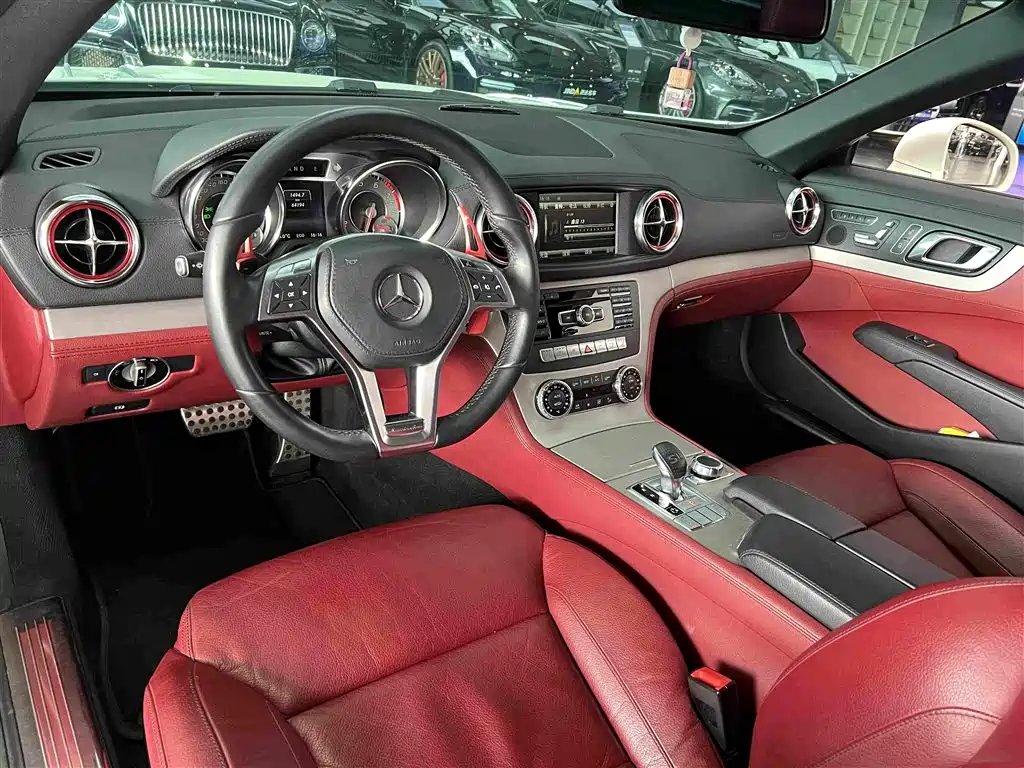 Mercedes-Benz SL-Class — миниатюра 7