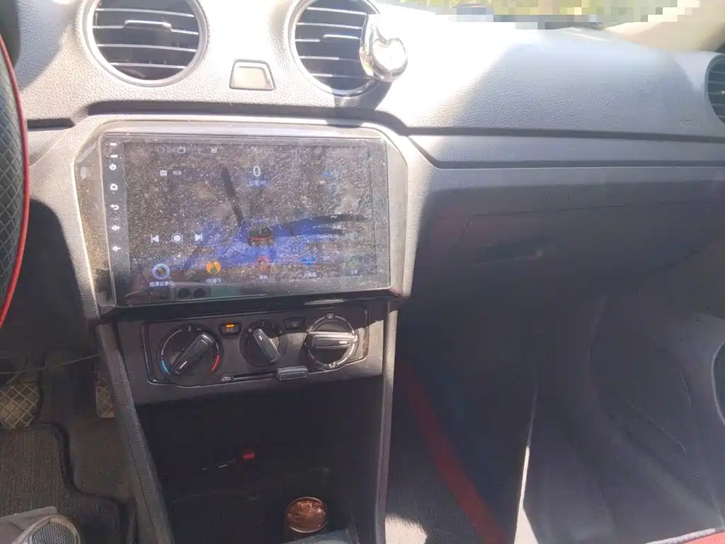 Volkswagen Jetta — миниатюра 14