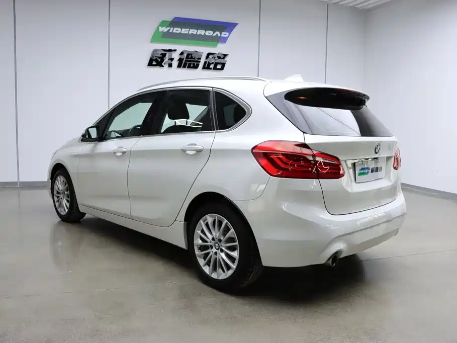 BMW 2 серии 2 2018 218i Lead