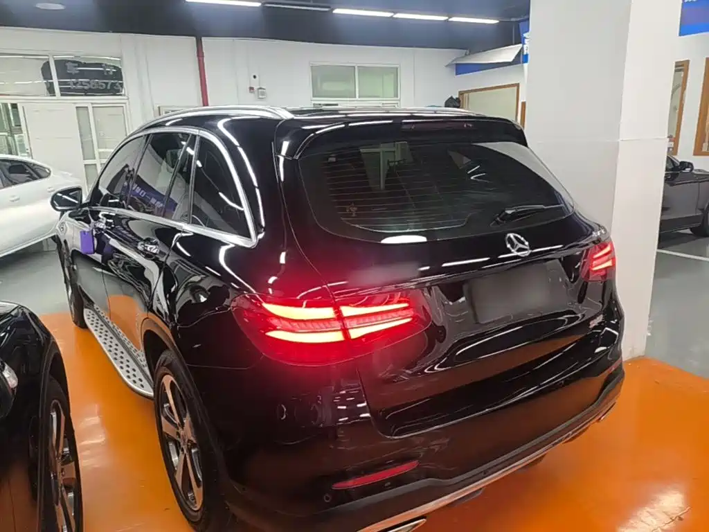 Mercedes-Benz GLC 2017 GLC 260 4MATIC Luxury