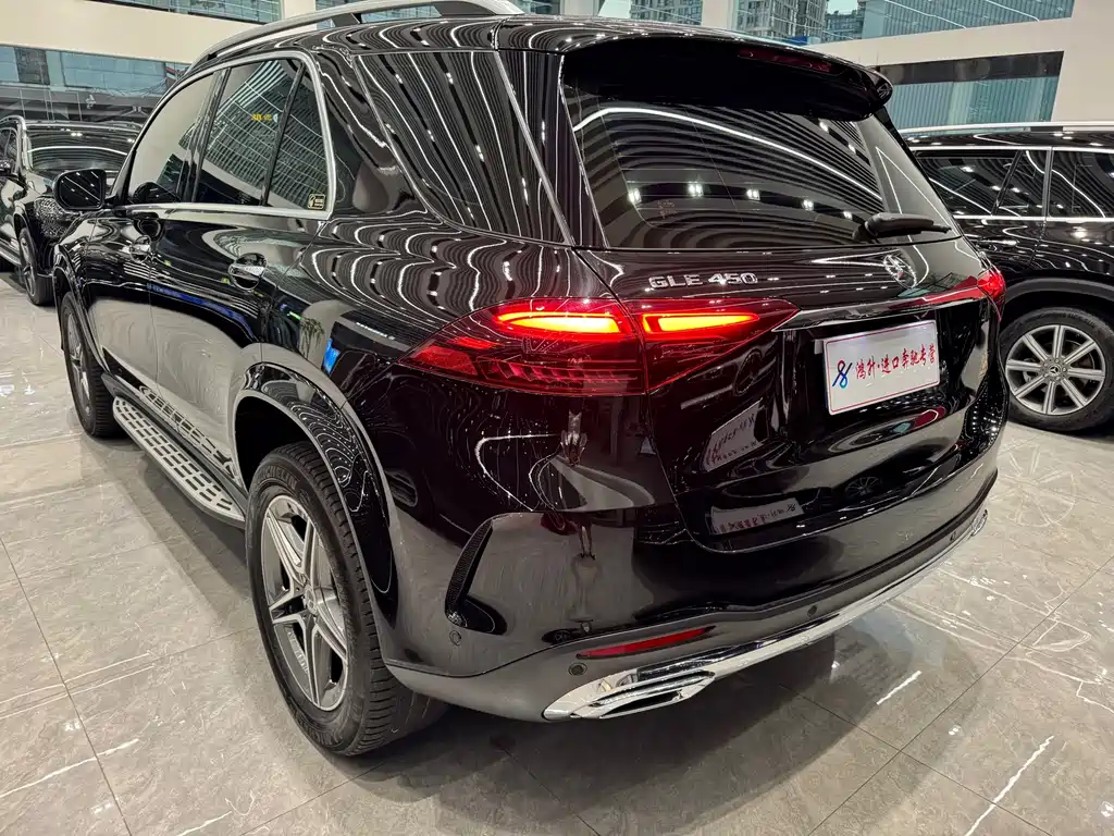 Mercedes-Benz GLE (Import) — миниатюра 21