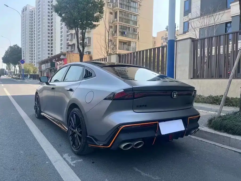 Changan UNI-V 2022 2.0T