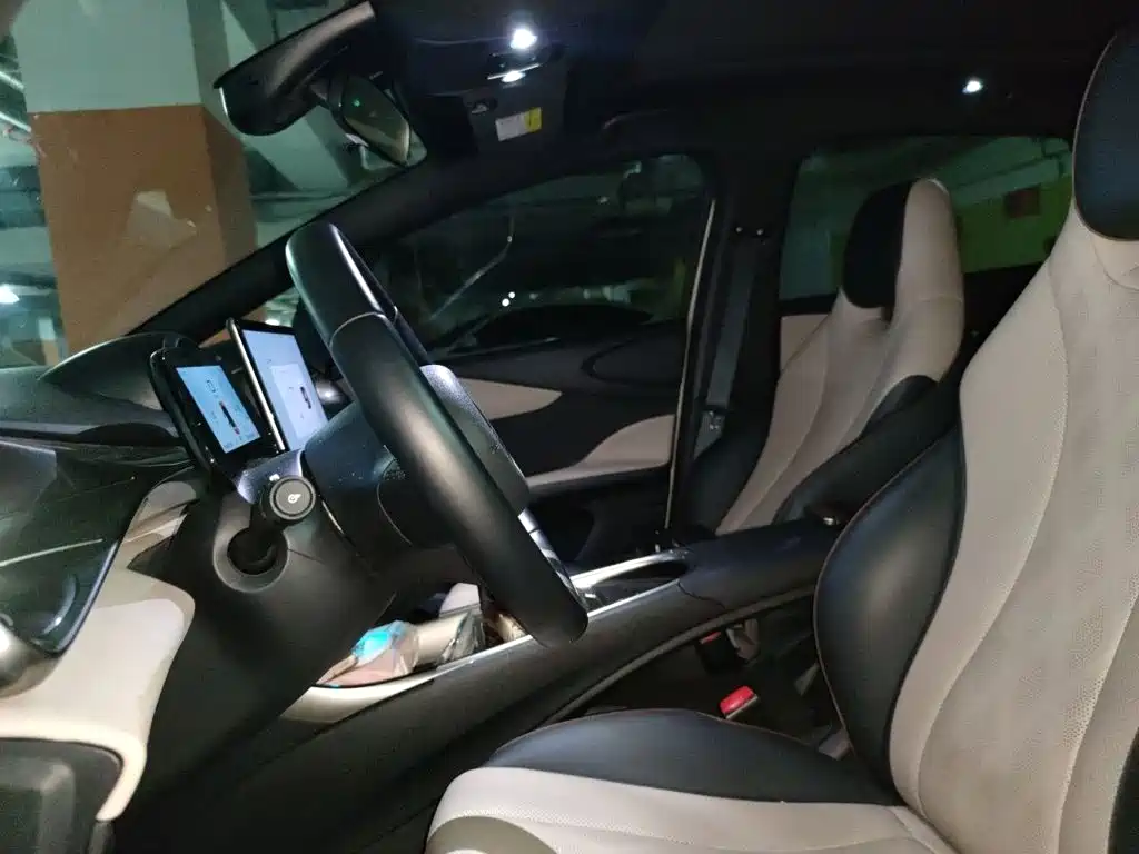 BYD Dolphin — миниатюра 8