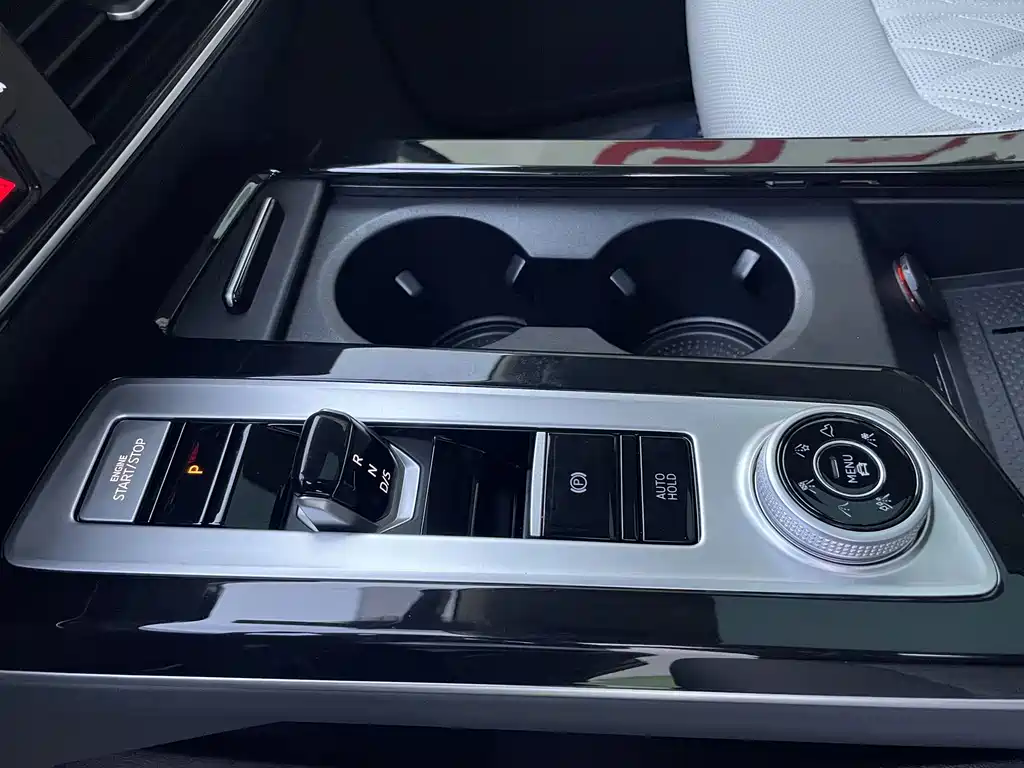 Volkswagen Tavendor — миниатюра 6