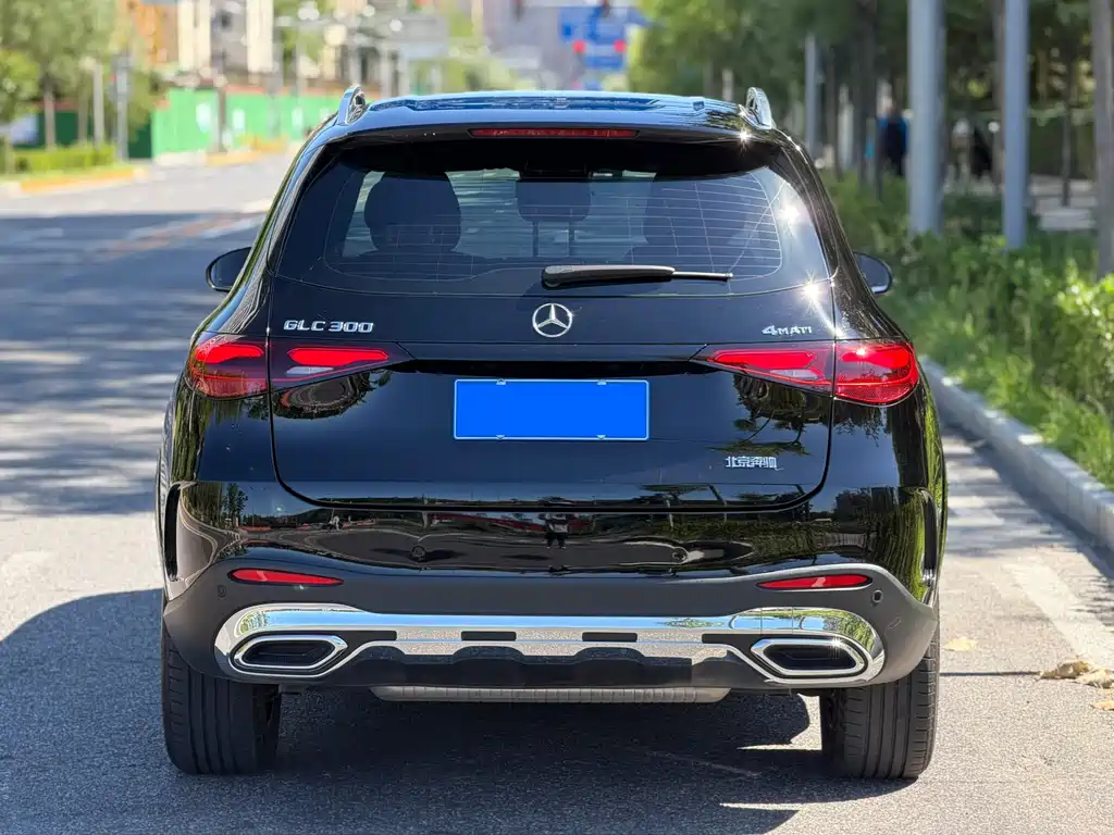 Mercedes-Benz GLC 2023 GLC 300 L 4MATIC 7 мест
