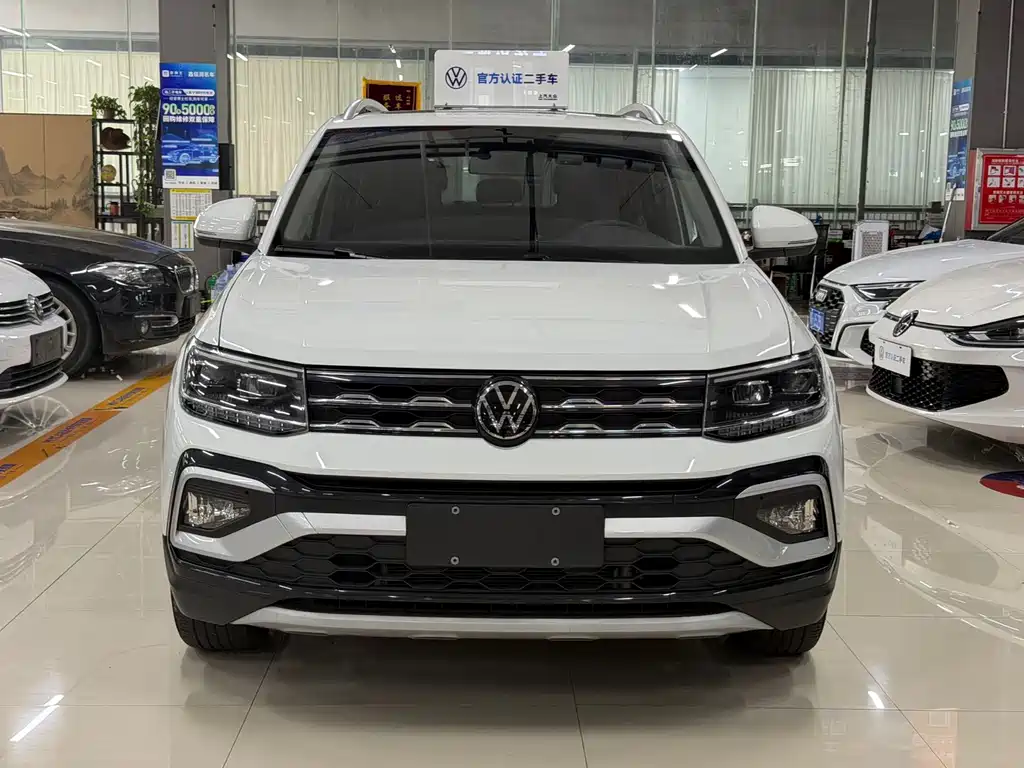 Volkswagen T-Cross — миниатюра 2