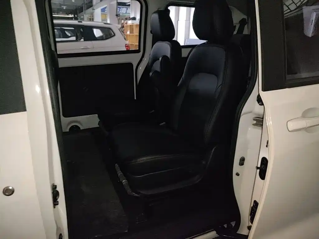 Fengguang Fengguang 380 — миниатюра 17