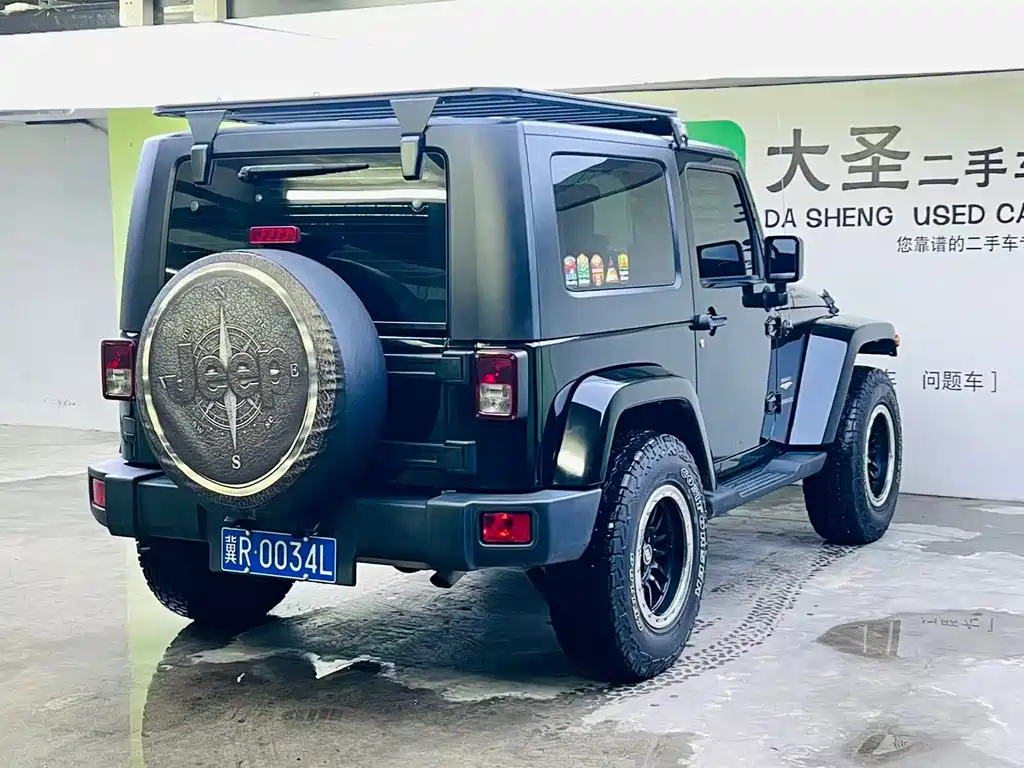Jeep Wrangler — миниатюра 12