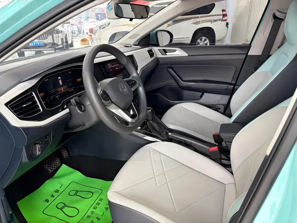 Volkswagen Lavida — миниатюра 5