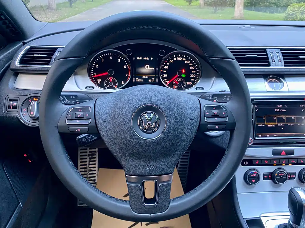 Volkswagen CC — миниатюра 3