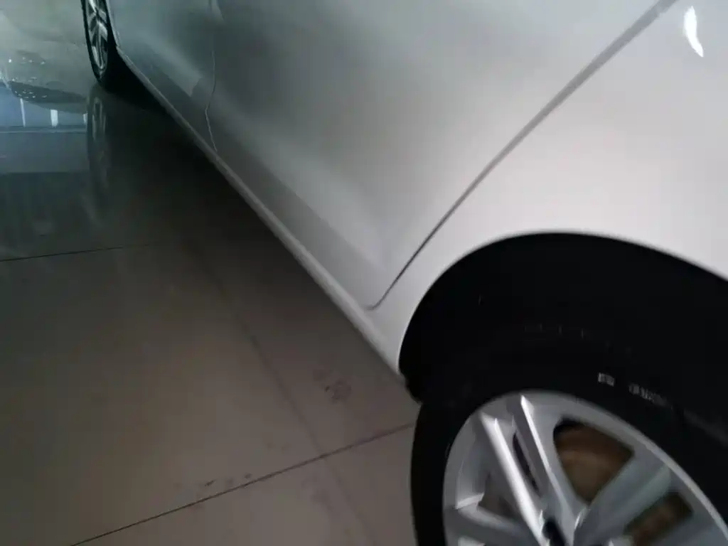 Volkswagen Jetta — миниатюра 22