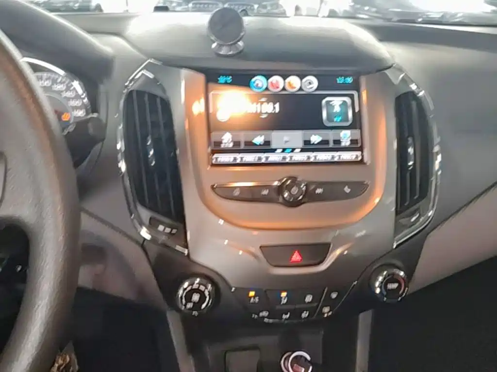 Chevrolet Cruze — миниатюра 13