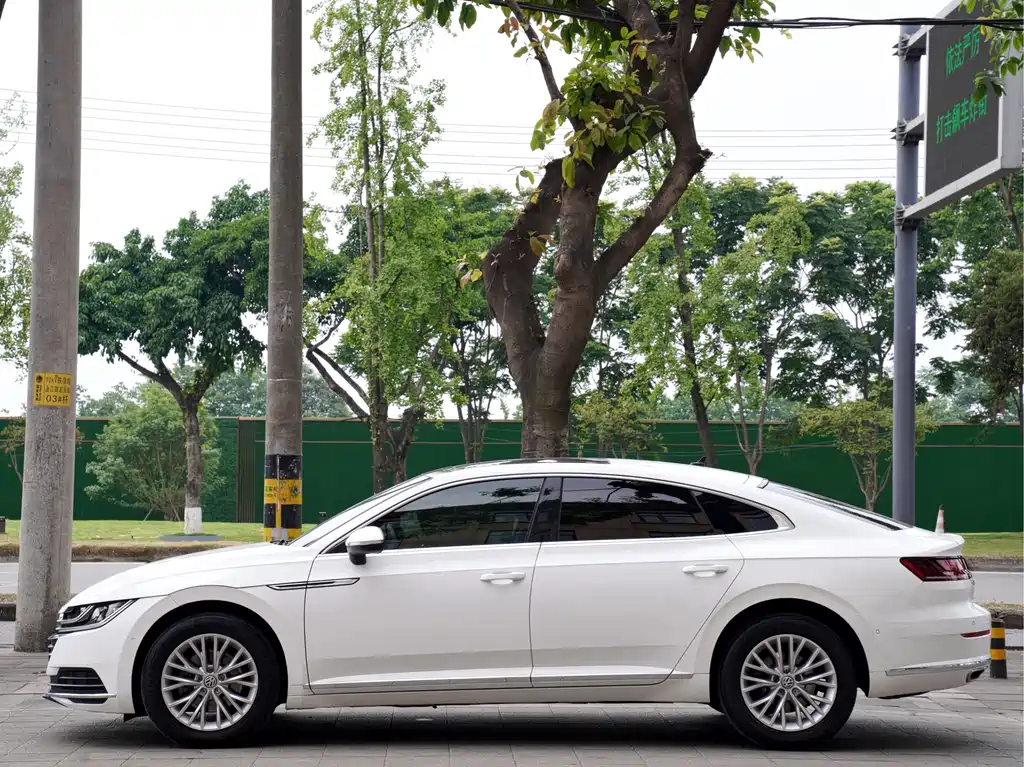 Volkswagen CC — миниатюра 4