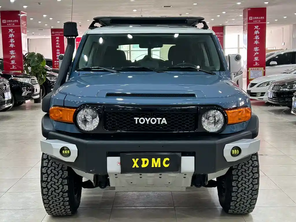 Toyota FJ Cruiser FJ 2017 4.0L AT