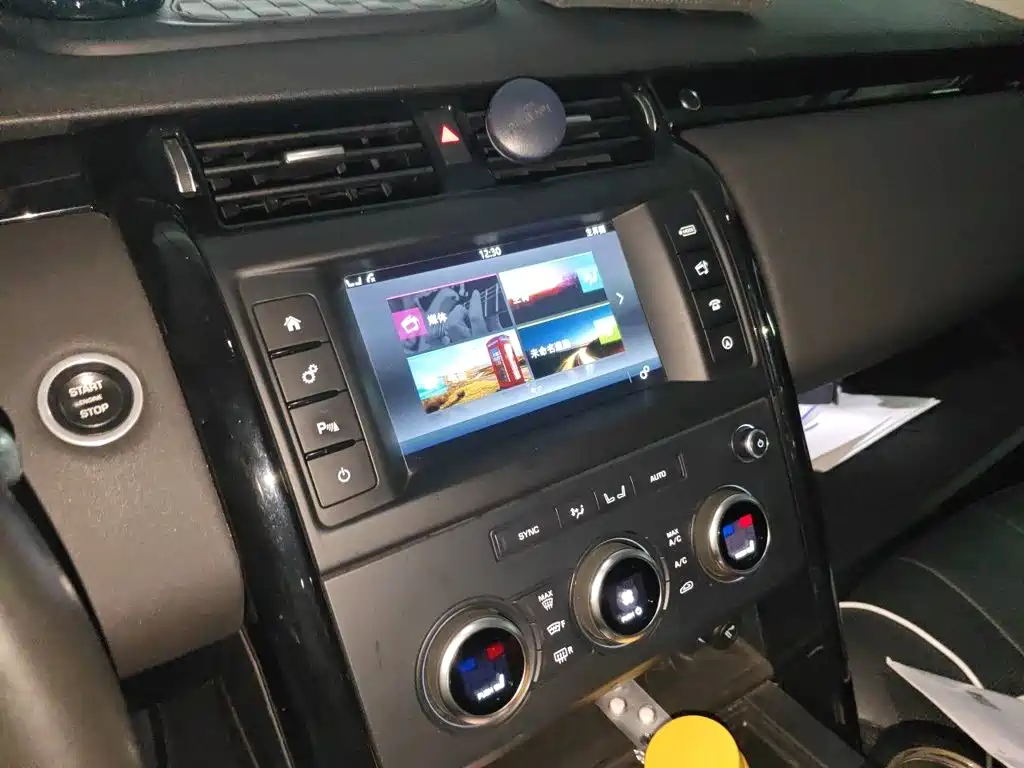 Land Rover Discovery — миниатюра 9