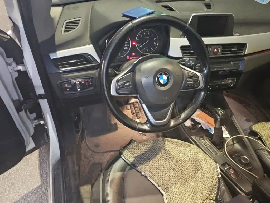 BMW X1 — миниатюра 6