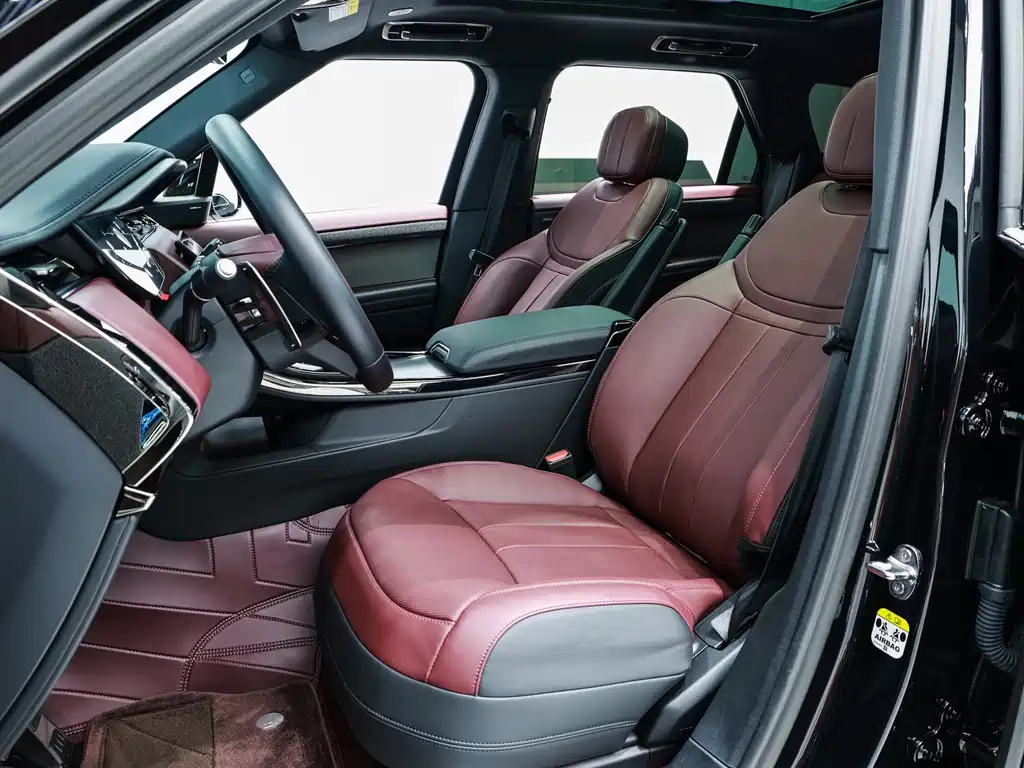 Land Rover Range Rover Sport 2025 400PS Dynamic SE