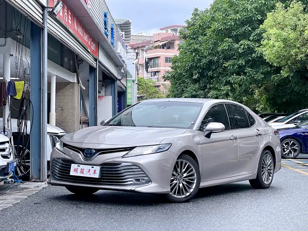 Toyota Camry 2020