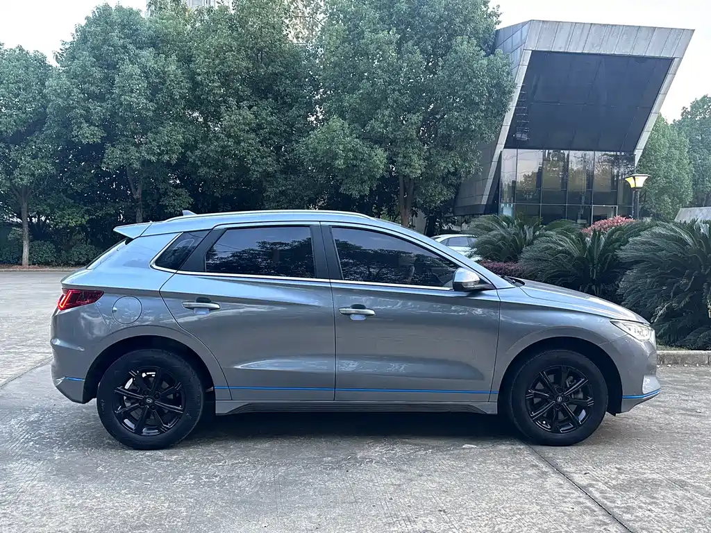 BYD e2 — миниатюра 12