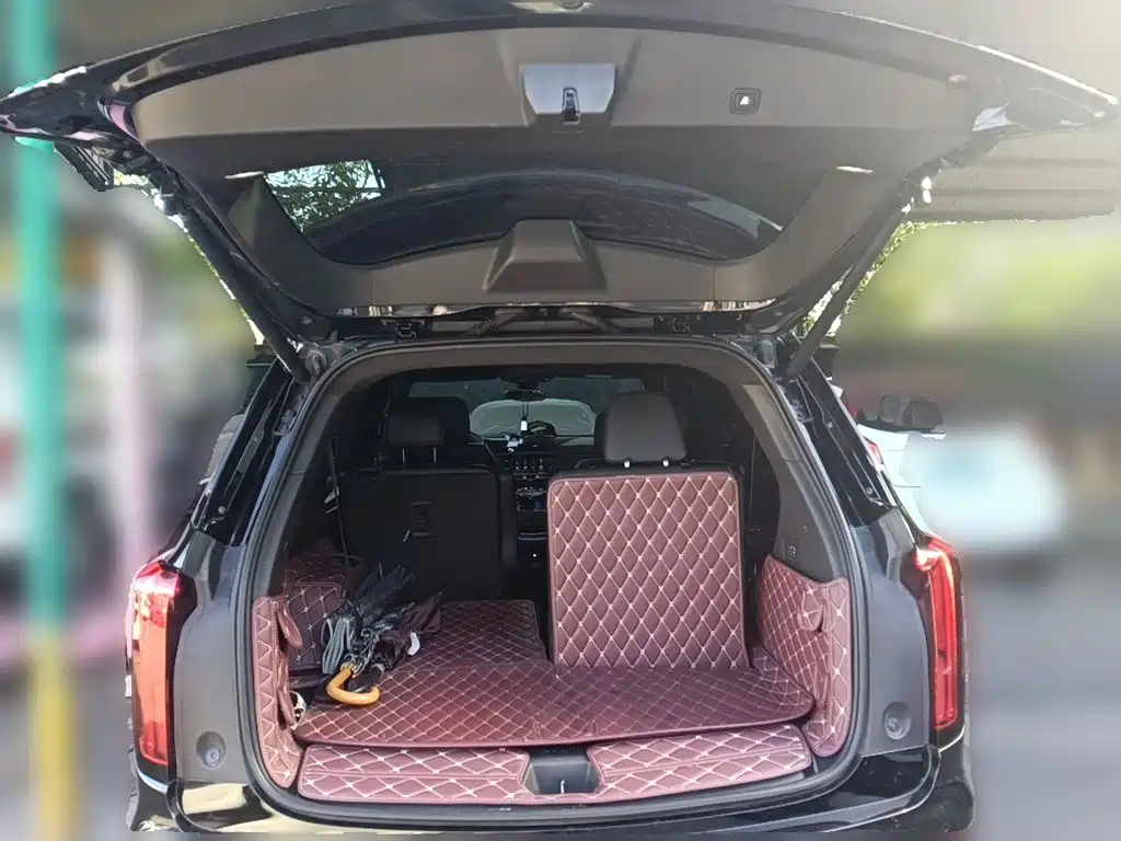 Cadillac XT6 — миниатюра 10