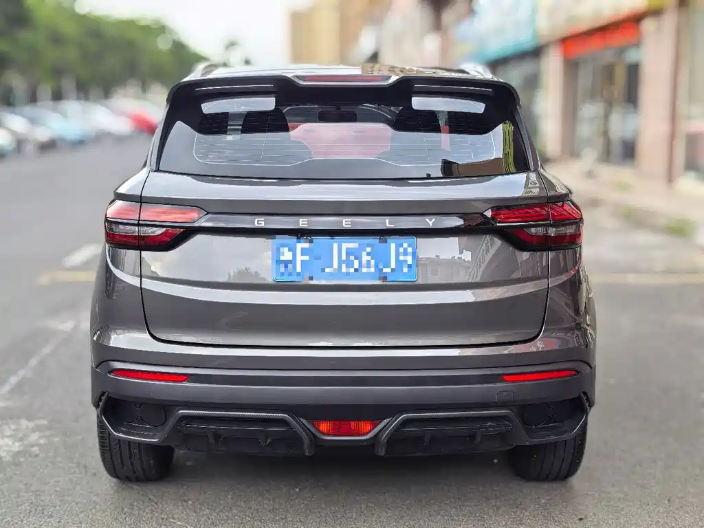 Geely Binyue — миниатюра 9