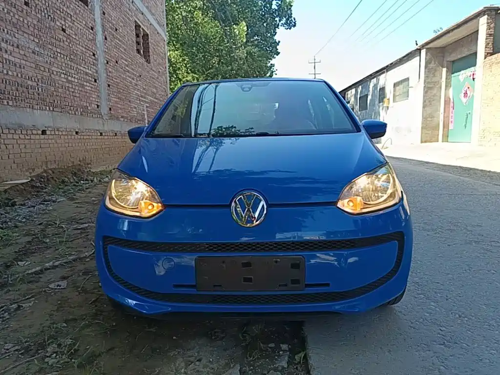 Volkswagen up! — миниатюра 3