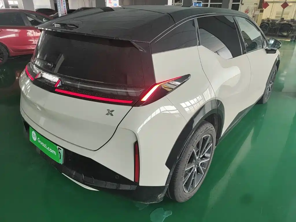 Zeekr X 2025 мест